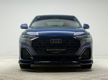 2025 Audi Q8 55 TFSI E S LINE 394HP QUATTRO €94,990 thumbnail