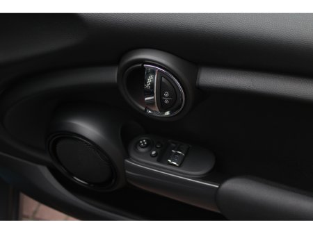 2018 MINI Cooper - thumbnail 10