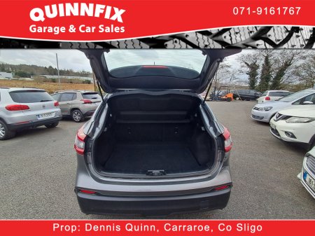 2018 Nissan Qashqai - thumbnail 9