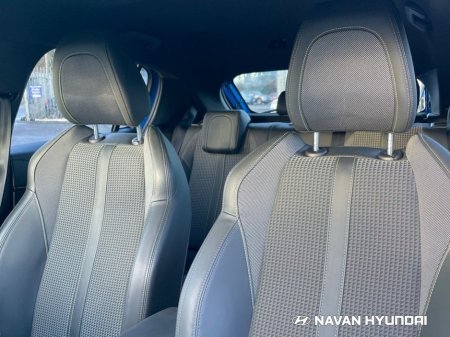 2023 Peugeot 208 Electric 136bhp (50 kWh) GT €19,950 thumbnail