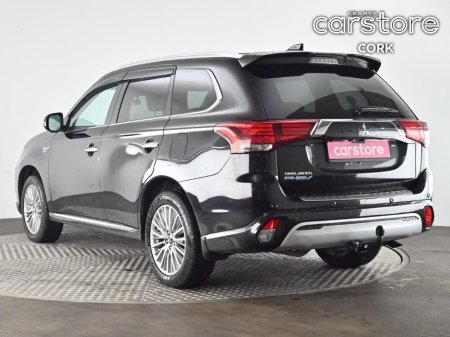 2021 Mitsubishi Outlander - thumbnail 3