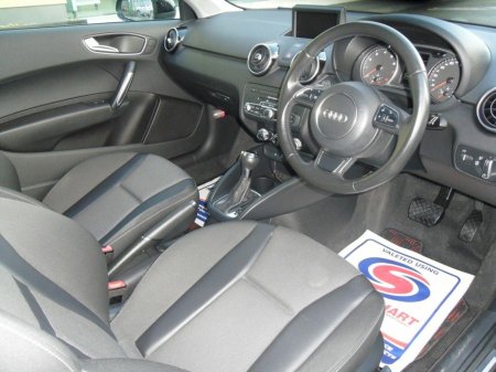 2013 Audi A1 - thumbnail 5