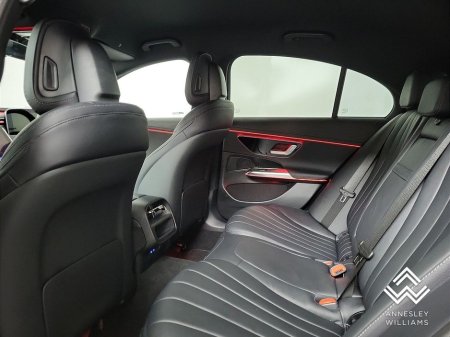 2025 Mercedes-Benz E Class E220d AMG Line €76,950 thumbnail