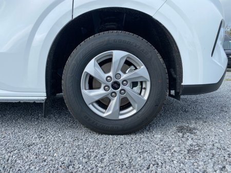 2026 Ford Transit Custom - thumbnail 15