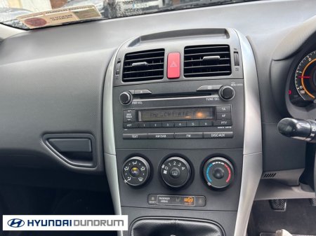 2012 Toyota Auris - thumbnail 8