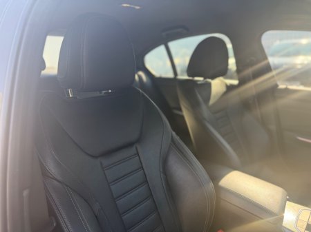 2021 BMW 3 Series - thumbnail 10