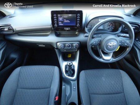 2023 Toyota Yaris - thumbnail 8