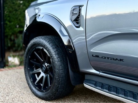 2024 Ford Ranger D/CAB WILDTRAK - 2.0TD2 €47,950 thumbnail