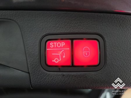 2025 Mercedes-Benz GLA Class GLA250e AMG Line Executive Exclusive Edition thumbnail