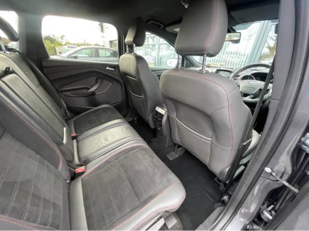 2019 Ford Kuga 1.5 120PS FWD 4DR ST-LINE €11,950 thumbnail