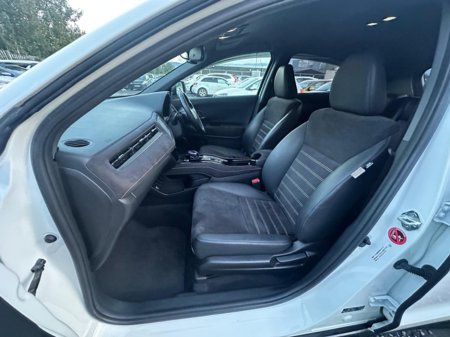 2017 Honda Vezel Cross 1.2L Petrol Automatic (7079) €17,995 thumbnail