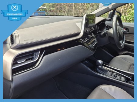 2023 Toyota C-HR HYBRID SOL 4DR AUTO €22,499 thumbnail