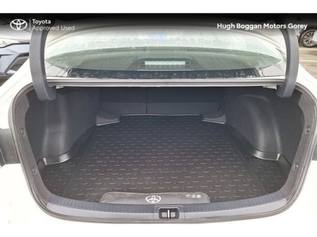 2024 Toyota Corolla LUNA SALOON 4DR AUTO €28,950 thumbnail