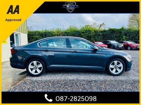 2020 Volkswagen Passat - photo 3