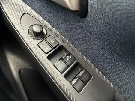 2015 Mazda Demio - thumbnail 18