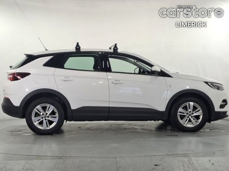 2021 Opel Grandland X SC 1.2i 130PS 6 Speed €20,890