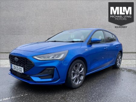 2023 Ford Focus - thumbnail 3