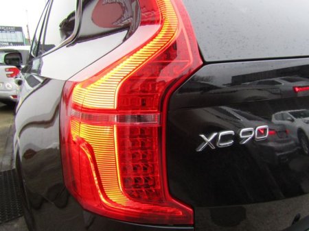 2021 Volvo XC90 Rdesign T8 Recharge 390HP 5D A €49,900 thumbnail