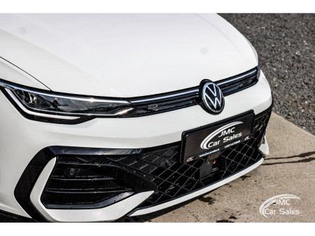 2025 Volkswagen Golf - photo 5