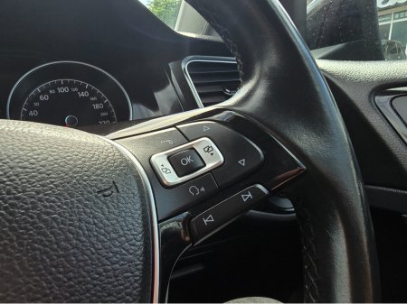 2015 Volkswagen Golf 1.4 TSI HI SPEC HIGHLINE EDITION * ALCANTARA SEATS * REV CAMERA - BLIND SPOT - REAR TRAFFIC ASSIST - SIMI DEALER -  BLUEMOTION €15,450 thumbnail