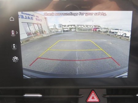 2023 Kia Sportage - thumbnail 13