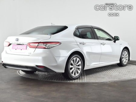 2019 Toyota Camry - thumbnail 5