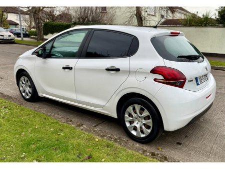 2016 Peugeot 208 COMMERCIAL ACCESS 1.6 BLUE HDI €4,850 thumbnail