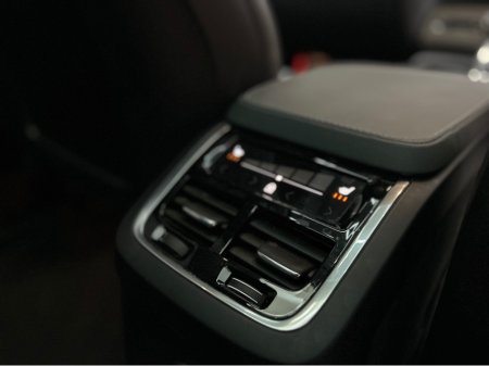 2022 Volvo XC90 - thumbnail 14