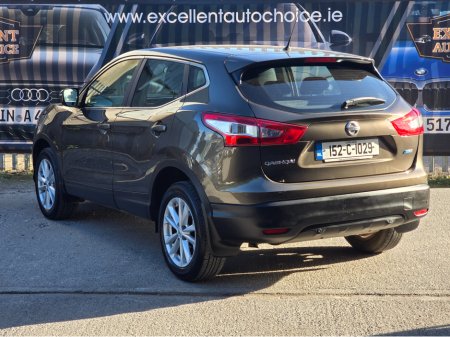 2015 Nissan Qashqai 1.5 SV E6 4DR IMMACULATE LOW KM! €10,950