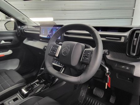 2025 Citroen C3 44kWh Battery with 113hp Max From €72 Per Week €24,400