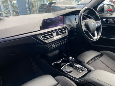 2021 BMW 1 Series - thumbnail 12