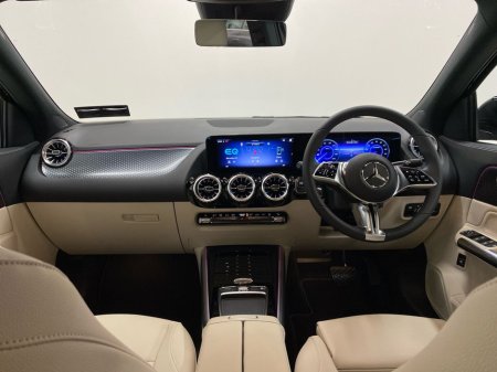 2026 Mercedes-Benz EQA - thumbnail 2