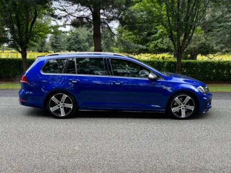 2020 Volkswagen Golf R €37,950