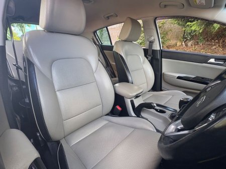 2019 Kia Sportage - thumbnail 8