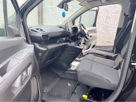 2023 Citroen Berlingo - thumbnail 32