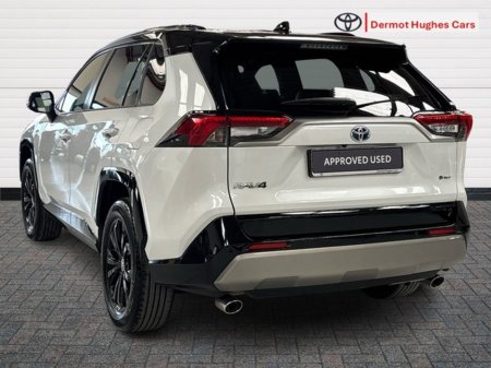 2025 Toyota Rav4 - photo 2