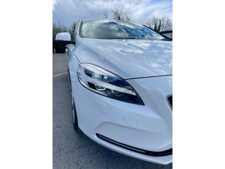 2018 Volvo V40 - view 4