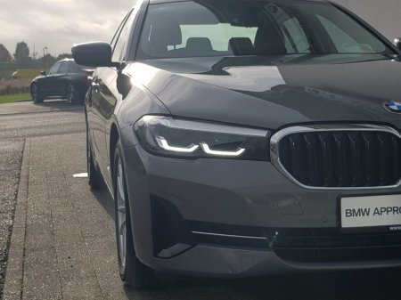 2021 BMW 5 Series 520d SE Saloon €34,950 thumbnail