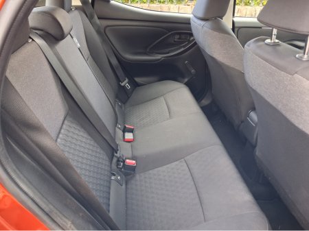 2022 Toyota Yaris 1.5 HYBRID 5DR AUTO 3 MONTH WARRANTY €18,950 thumbnail