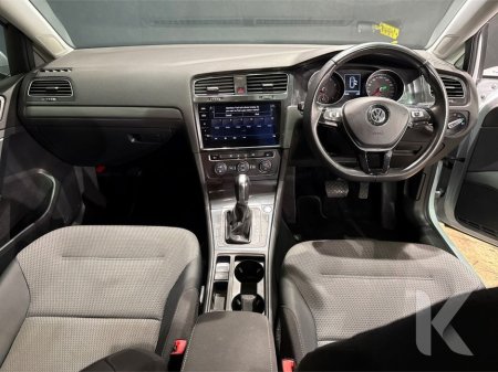 2018 Volkswagen Golf 1.2 AUTOMATIC TSI COMFORT LINE - FACTORY ALLOYS - REVERSE CAMERA €17,950 thumbnail