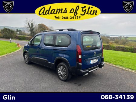 2023 Peugeot Rifter ALLURE LONG **Wheelchair and 3 rear passengers*** €36,950