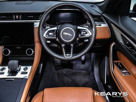 2023 Jaguar F-Pace AWD PHEV R-DYNAM €51,888 thumbnail