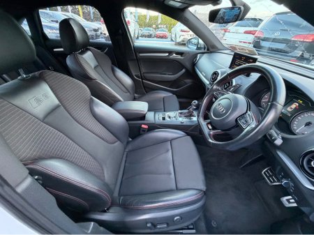 2016 Audi S3 - thumbnail 16