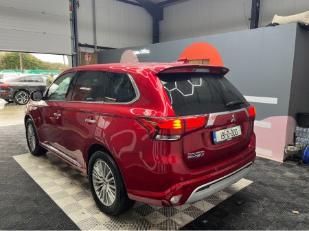 2019 Mitsubishi Outlander €22950 2019 MITSUBISHI OUTLANDER PHEV G PLUS PACKAGE 2.4 AUTOMATIC / CRUISE CONTROL / 360° PARKING CAMERA / ELECTRIC HEATED SEATS / HEATED STEERING WHEEL / PADDLE SHIFTERS €22,950 thumbnail