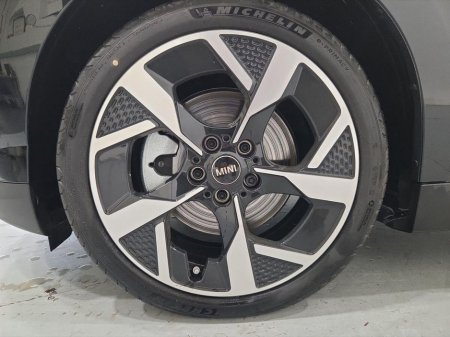 2026 MINI Hatch Cooper SE €34,950 thumbnail