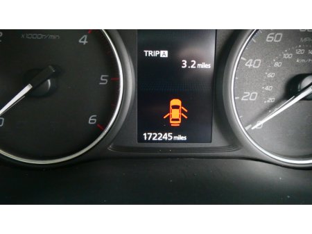 2015 Mitsubishi Outlander - thumbnail 4