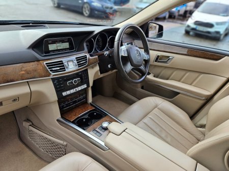 2013 Mercedes-Benz E Class - thumbnail 6