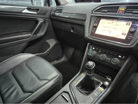 2020 Volkswagen Tiguan - thumbnail 5