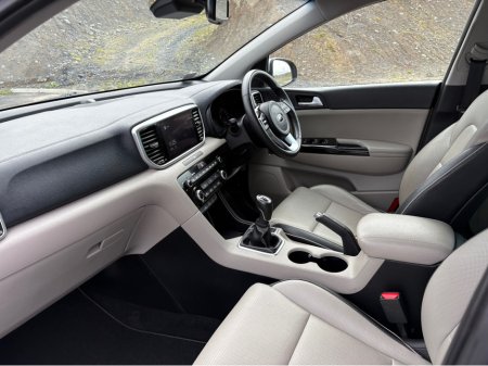 2021 Kia Sportage - thumbnail 15