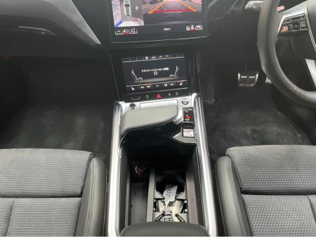 2024 Audi Q8 e-tron €64950 2024 AUDI Q8 E-TRON 55 QUATTRO S-LINE AUTOMATIC / CRUISE CONTROL / 360° CAMERA / ELECTRIC MEMORY & HEATED SEATS / PADDLE SHIFTERS / AMBIENT LIGHTS / APPLE CARPLAY / HEATED REAR SEATS €64,950 thumbnail